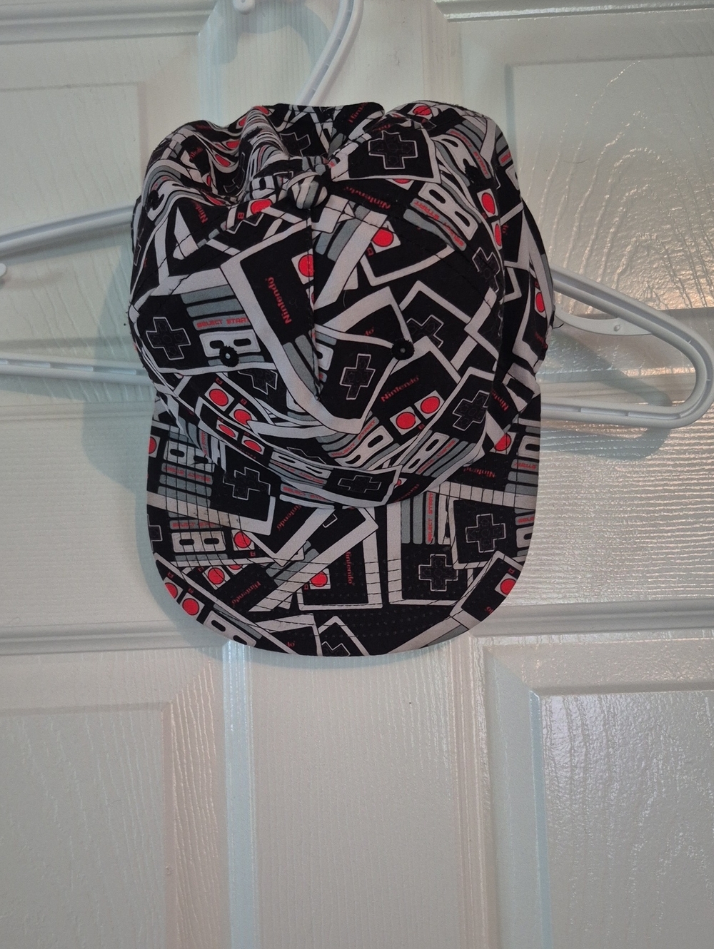 Nintento Adjustable Snapback Hat Black And Red OSFM